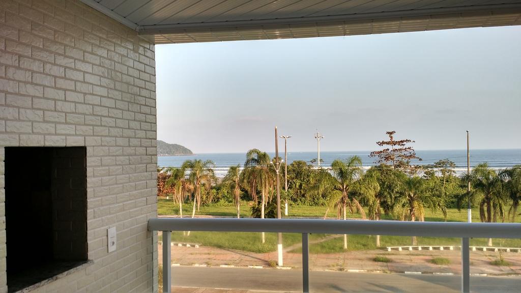 Indaia Apartamento De Frente Ao Mar Leilighet Bertioga Eksteriør bilde